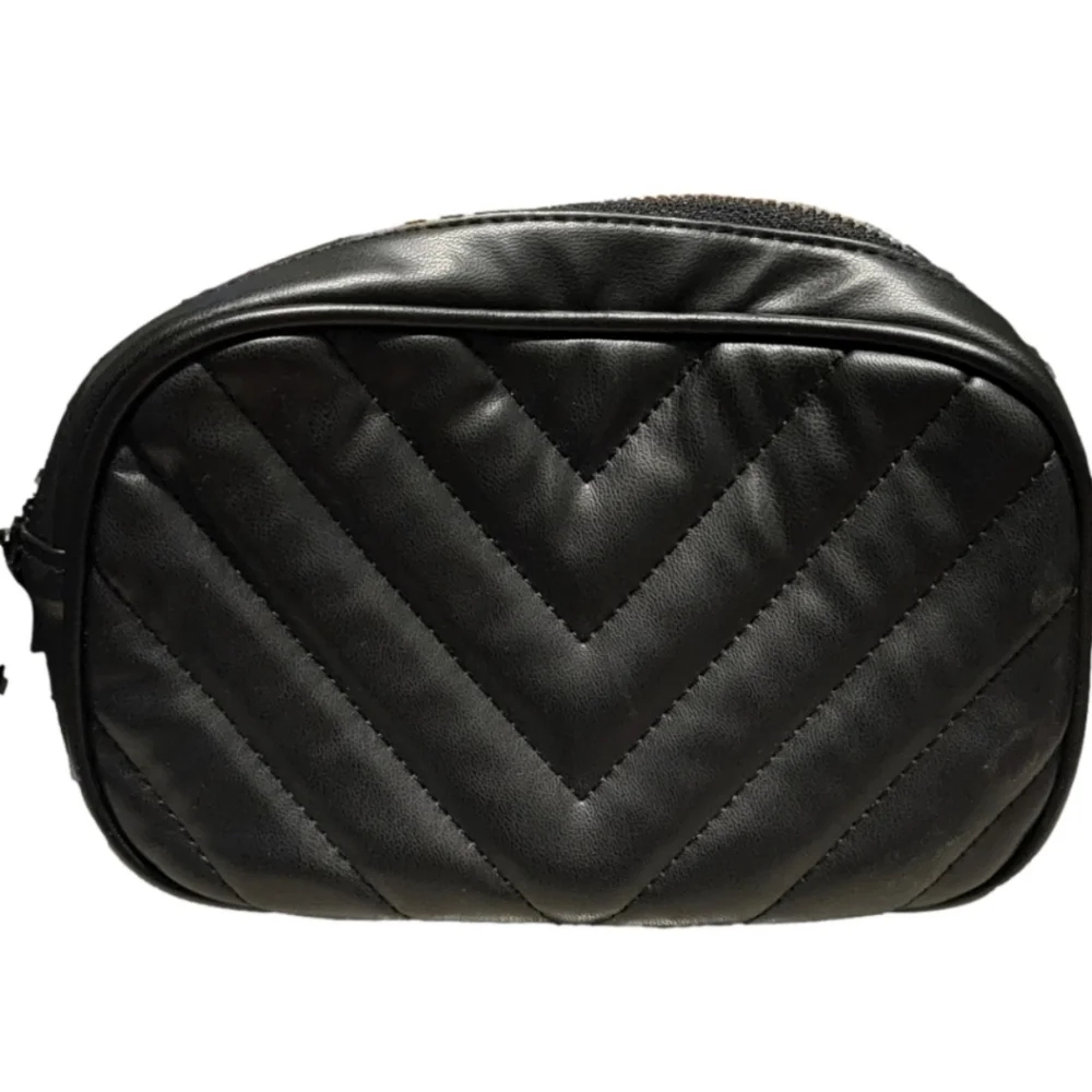 Plus size - Quilted Belt Bag *brand new* - Picture 1 of 3